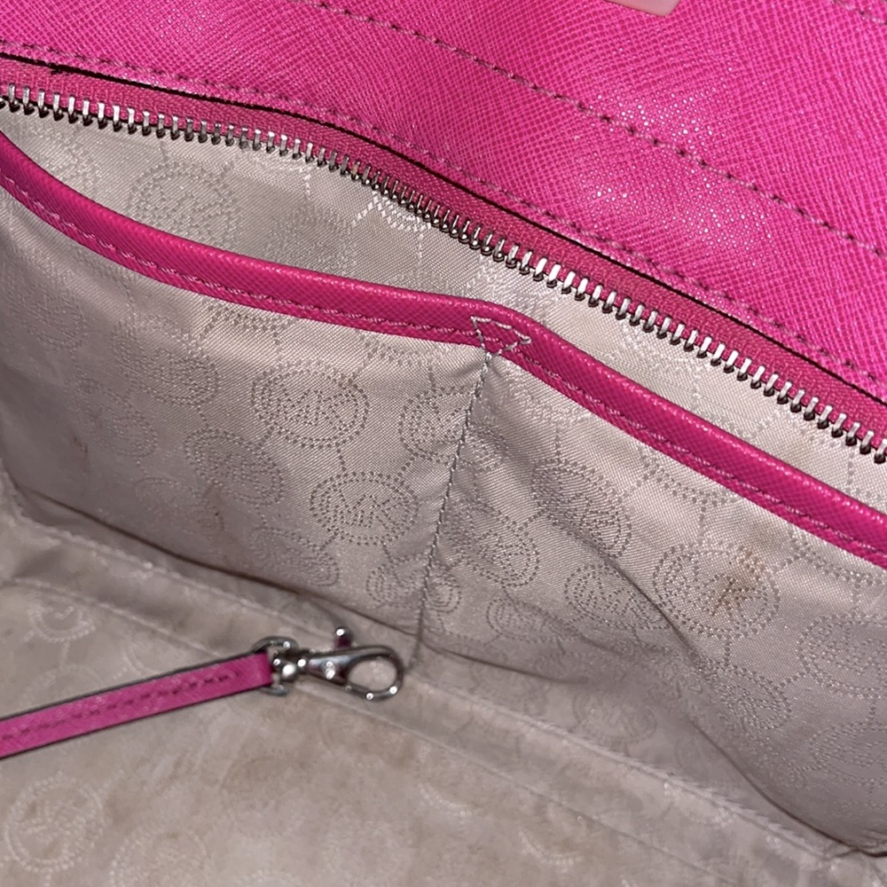 Michael Kors vintage pink studded handbag - Picture 8 of 12